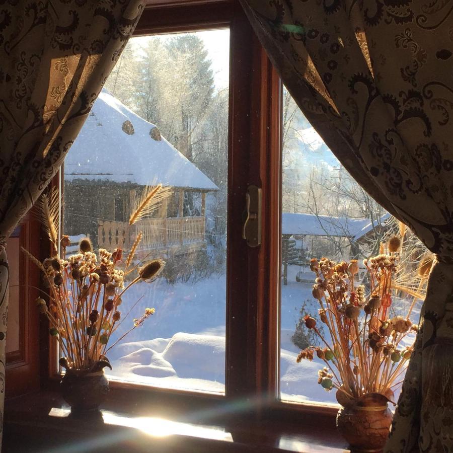 Pensiunea Agroturistica Casa Colinita Vatra Moldoviţei Buitenkant foto