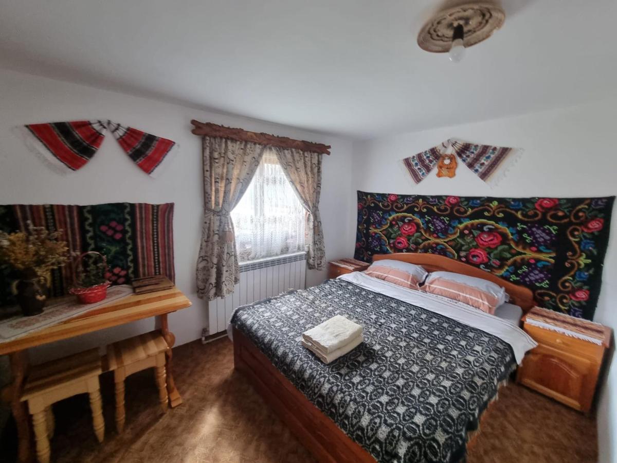 Pensiunea Agroturistica Casa Colinita Vatra Moldoviţei Buitenkant foto
